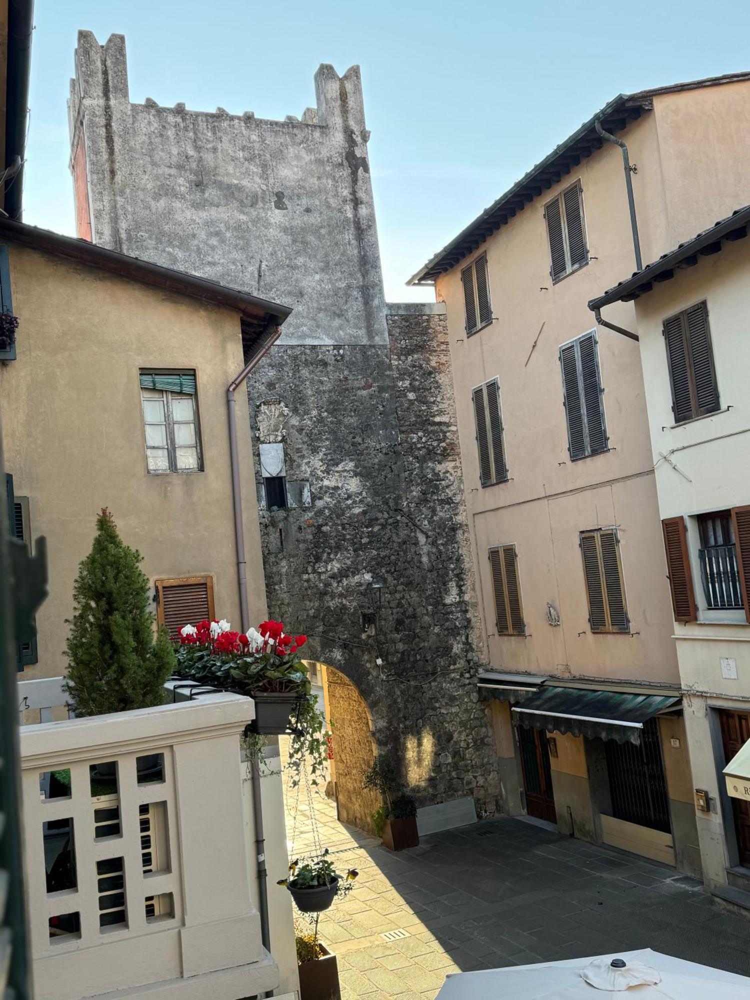 L'Arco E' Di Fio Apartment Camaiore Ngoại thất bức ảnh
